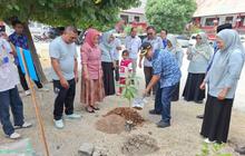 Pemkab Donggala Tanam Mangga di Sekolah, Perkuat Ketahanan Pangan dan Edukasi Lingkungan