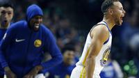 Curry tak mampu berbuat banyak saat Warriors kalah dari Celtics     (AP Photo/Michael Dwyer)