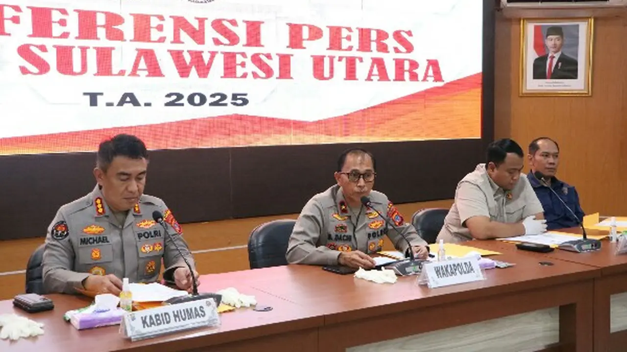 Wakapolda Brigjen Pol Bahagia Dachi saat menggelar jumpa pers di Mapolda Sulut pada, Selasa (11/3/2025).