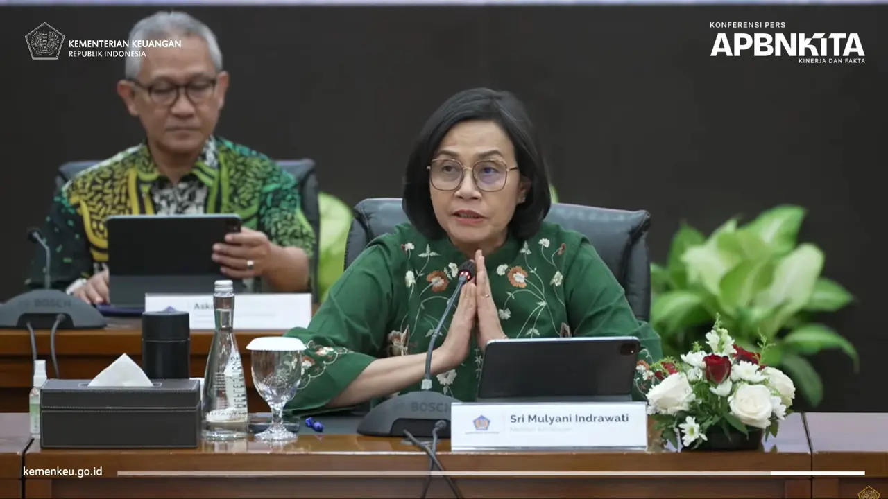 Menkeu Sri Mulyani saat Konferensi Pers APBN, di Kementerian Keuangan, Jakarta, Selasa (17/6/2025). (Foto: Liputan6.com/Tira Santia)