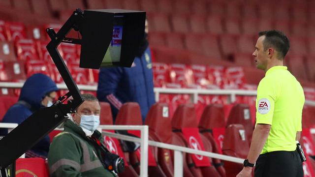 FOTO: Aubameyang Bawa Arsenal Sikat Leeds United 4-2