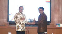 Plt. Direktur Utama Pelita Air, Dendy Kurniawan dan Direktur Utama Elnusa, Bachtiar Soeria Atmadja. (Dok. Pelita Air)