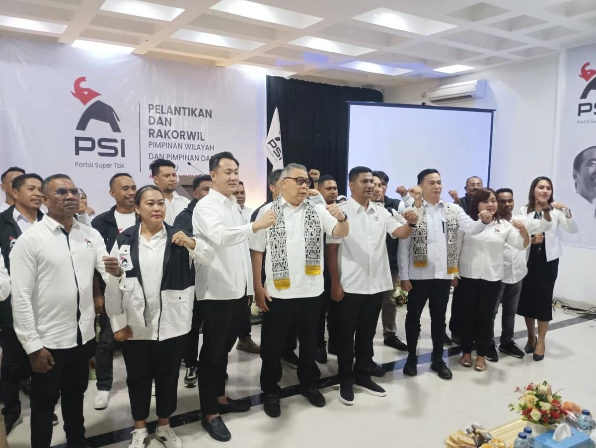 Ketua Harian DPP PSI, Ahmad Ali saat membuka Rakorwil PSI Maluku di Ambon