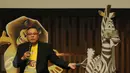 CEO 7Kings Entertainment Aldo Menayang dalam konferensi pers Madagascar Live di SCTV Tower, Jakarta, Kamis (14/4).  Teatrikal Musikal Madagascar akan berlangsung pada 5-7 Mei 2016 di ICE BSD City-Serpong. (Liputan6.com/Herman Zakharia)