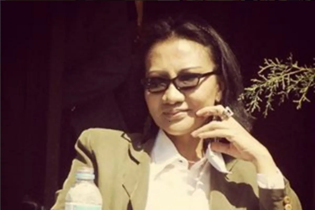 Meniru Ratna Sarumpaet Pria Ini Bikin Heboh Dunia Maya
