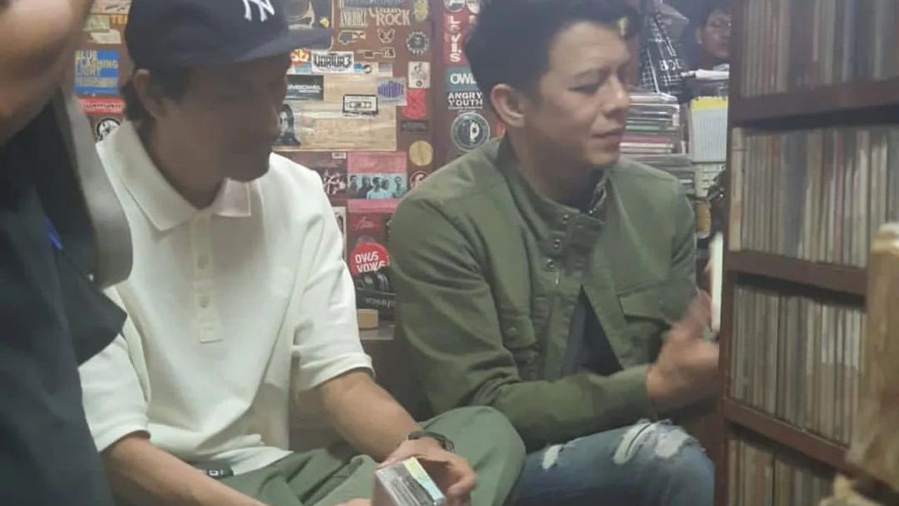 Jadi Tempat Nongkrong Kolektor Kaset sampai Si Empunya Lagu