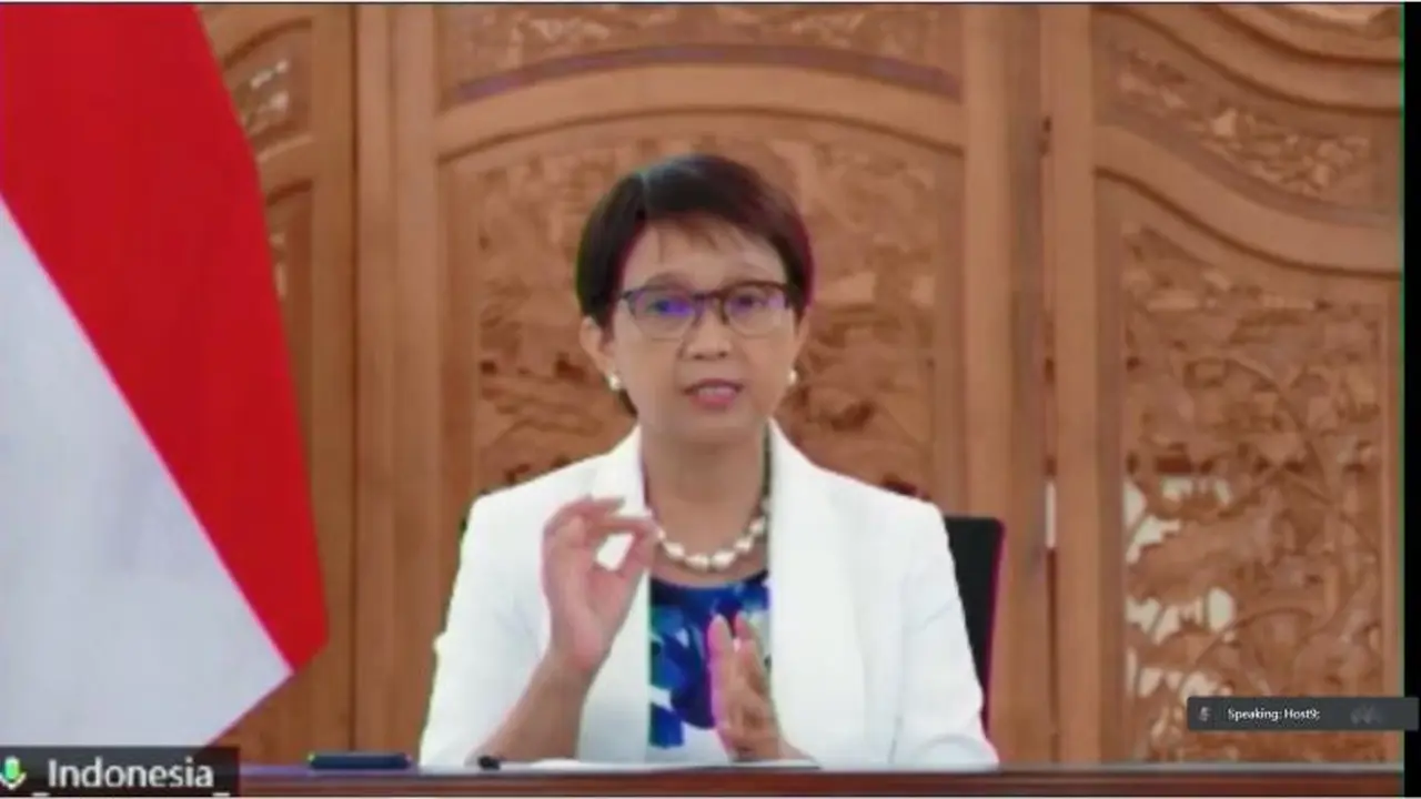 Menlu Retno Marsudi dalam sambutannya pada konferensi internasional bertajuk "The First Meeting of the International Forum on Covid-19 Vaccine Cooperation", yang diselenggarakan secara virtual pada tanggal 5 Agustus 2021.