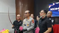 Pelaku Pengeroyokan saat Nobar Persib vs Persija 'Digulung', Celurit Jumbo 1,7 Meter Disita
