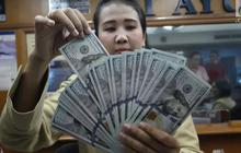 Pasar Global Menguat, Dolar AS Malah Anjlok Terparah dalam 3 Tahun