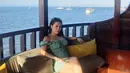 Beberapa waktu lalu melalui akun Instagramnya, Vicky terlihat tengah berlibur ke pulau Dewata. (Liputan6.com/IG/@vickyzainal24)