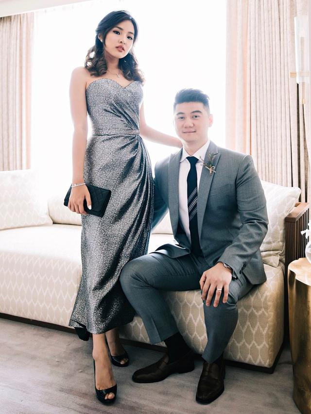 Jarang Tersorot, Ini 6 Potret Mesra Chef Arnold dan Istri