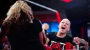 Ekspresi Victoria Karlsson, asal Swedia, saat bertanding melawan Michelle Dougan, asal New York, dalam pertandingan Kejuaraan Dunia Adu Panco di Atlanta, (5/9). Kejuaraan Dunia Adu Panco ini diikuti peserta dari tujuh negara. (AP Photo/David Goldman)