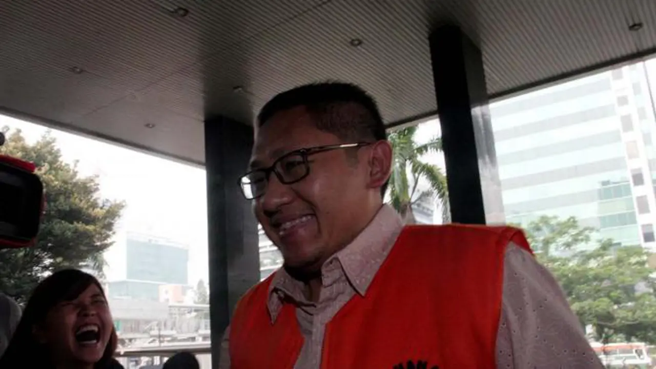 anas urbaningrum 
