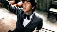 Lee Seung Gi Tak Sabar Hibur Penggemar dengan Suara Indahnya