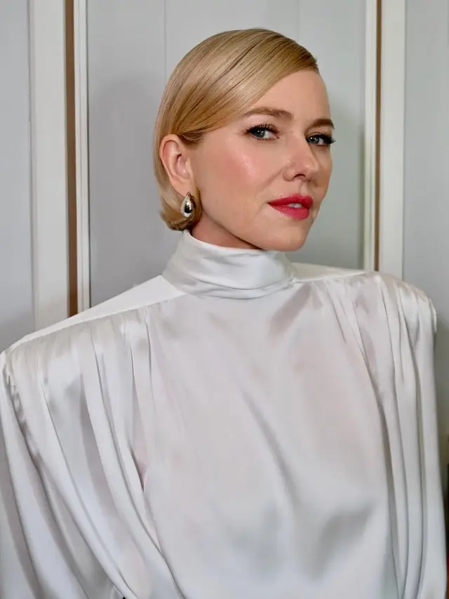 Naomi Watts