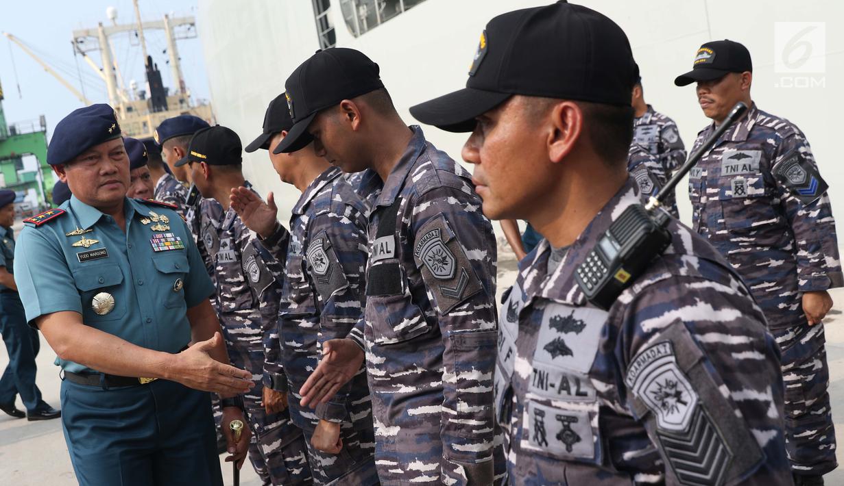 FOTO Pangkoarmada L Sambut KRI Semarang 594 News Liputan6com