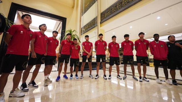 Foto: Reaksi Kecewa Para Pemain, Staf Pelatih, dan Official Timnas Indonesia setelah Batal Main di Piala Dunia U-20 2023
