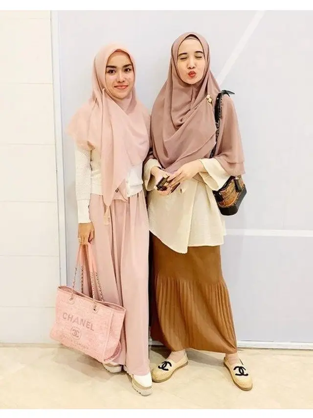 Momen Kedekatan Medina Zein dan Zaskia Sungkar