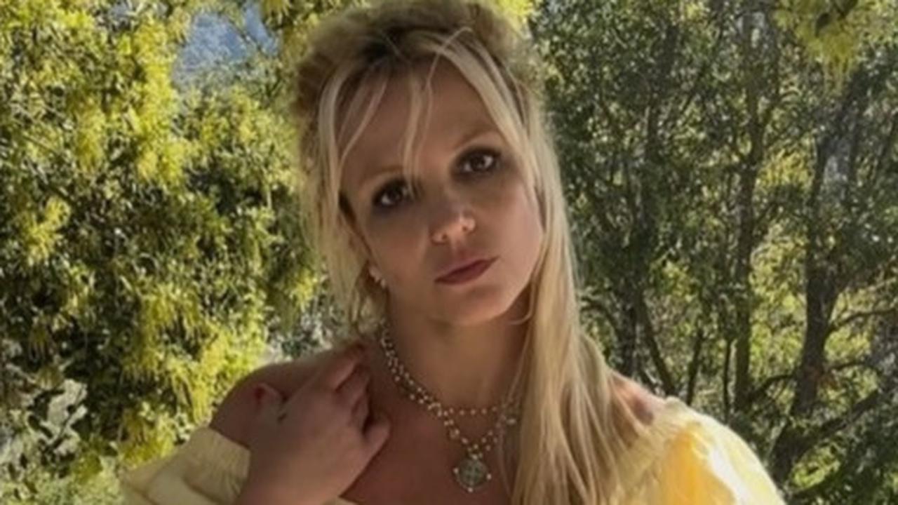 Termasuk Menikahi Dirinya Sendiri, 9 Kisah Asmara Britney Spears yang Dramatis dan Penuh Kejutan
