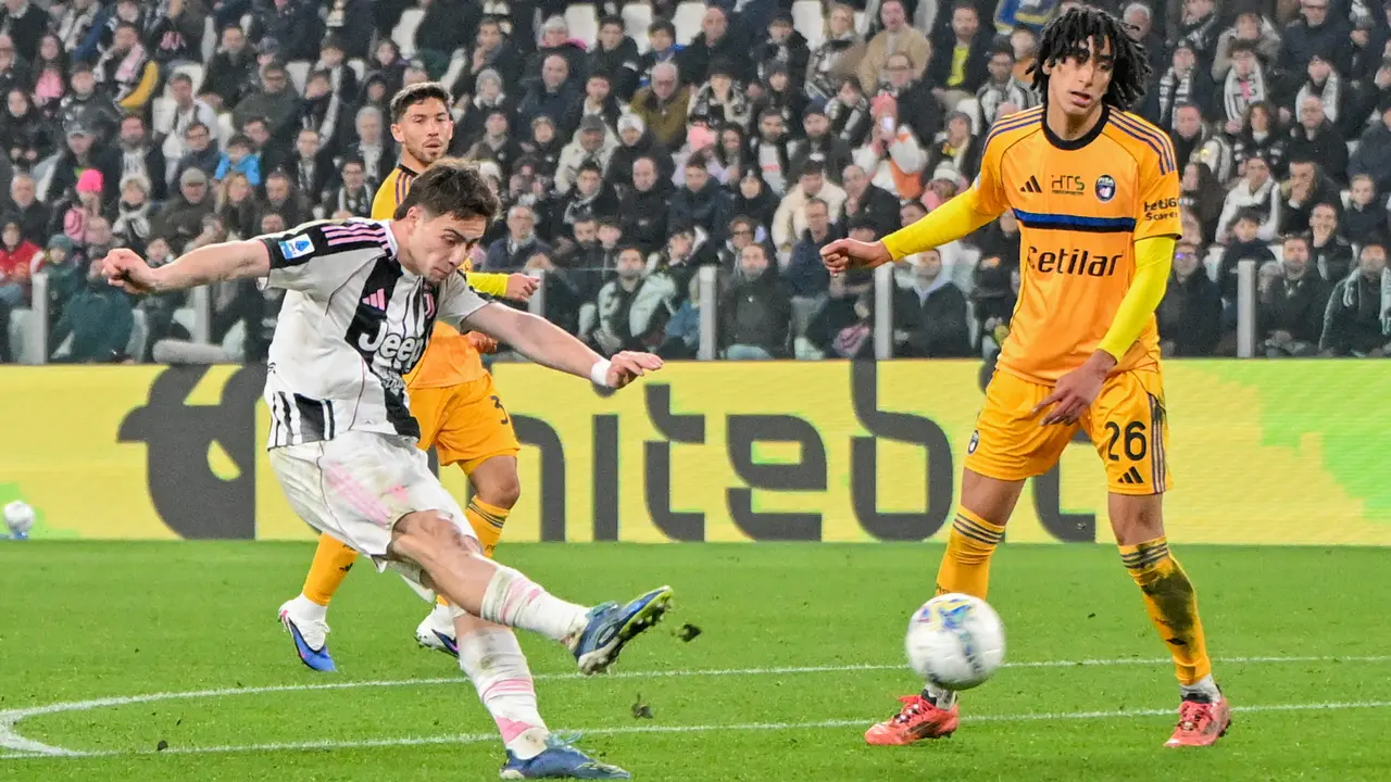 Pemain Juventus Kenan Yildiz mencetak gol pada laga Serie A/Liga Italia antara Juventus vs Pisa