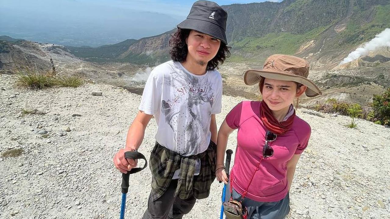 Kencan Ke Gunung