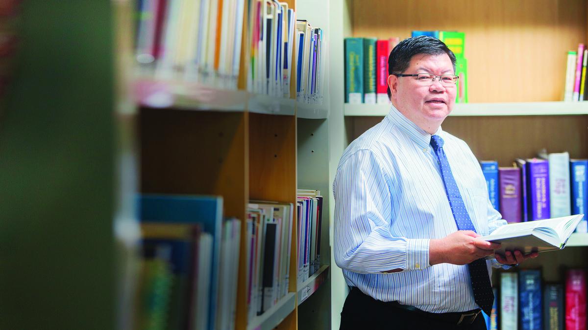 [Kolom Pakar] Prof Raymond Tjandrawinata: Bias Negatif dan Budaya Menyalahkan