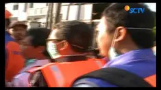 Para PKL menolak digusur, karena, mengaku sudah berjualan di lokasi selama puluhan tahun dan memiliki kios secara sah.