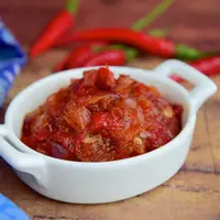 Ilustrasi sambal./Copyright shutterstock.com/id/g/amalliaeka