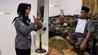 Behind The Scene Guru Mengajar Online Dibantu Suami Ini Kreatif Sekaligus Kocak (sumber: TikTok/yayangjulitaaa)