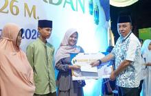Cetak Generasi Unggul dan Berakhlak Mulia, PT Timah Serahkan Beasiswa Tahfiz Al Quran di Bangka