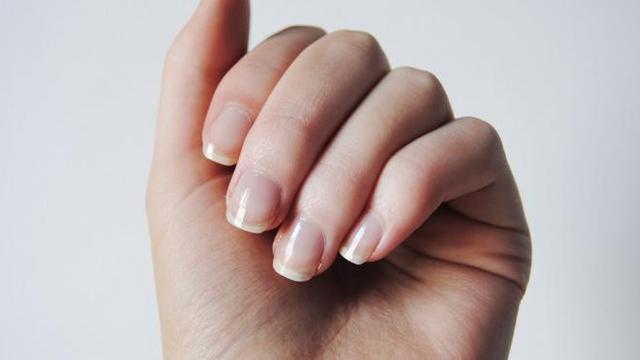 Dapatkan Jari dan Kuku Cantik dengan Rawat Kutikula