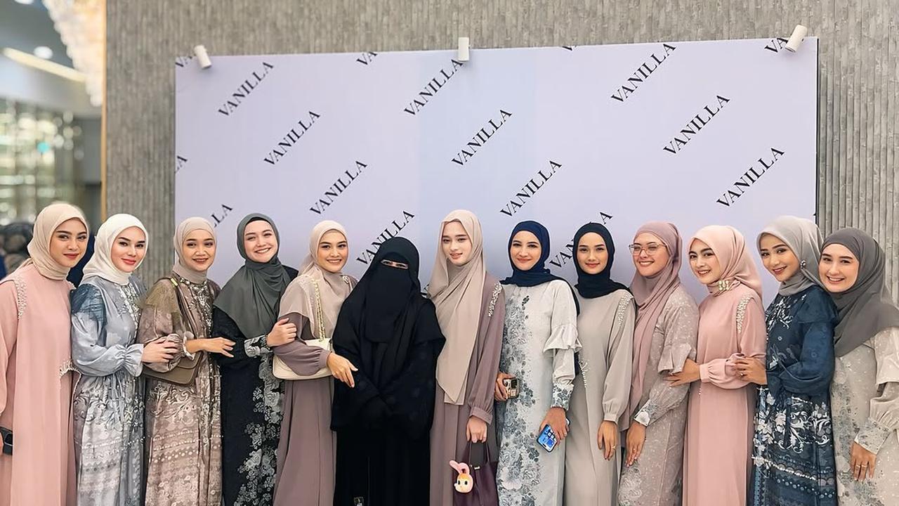 7 Potret Faby Marcelia Bareng Sederet Seleb Berhijab, Senang Bisa Kumpul dengan Circle Positif