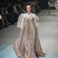 Paula Verhoeven kembali ke runway (Instagram/paula_verhoeven)