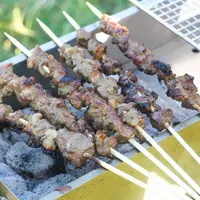 Benarkah makan sate kambing saat Idul Adha bisa bikin darah tinggi? Ini jawabannya! (Sumber Foto: Ahead of Thyme)