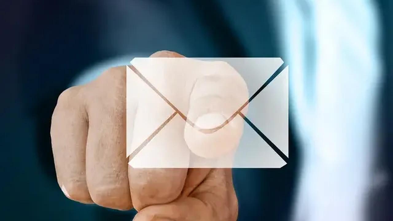 Kominfo sendiri sudah melakukan beragam upaya untuk menekan aktivitas judi online dengan pemblokiran.