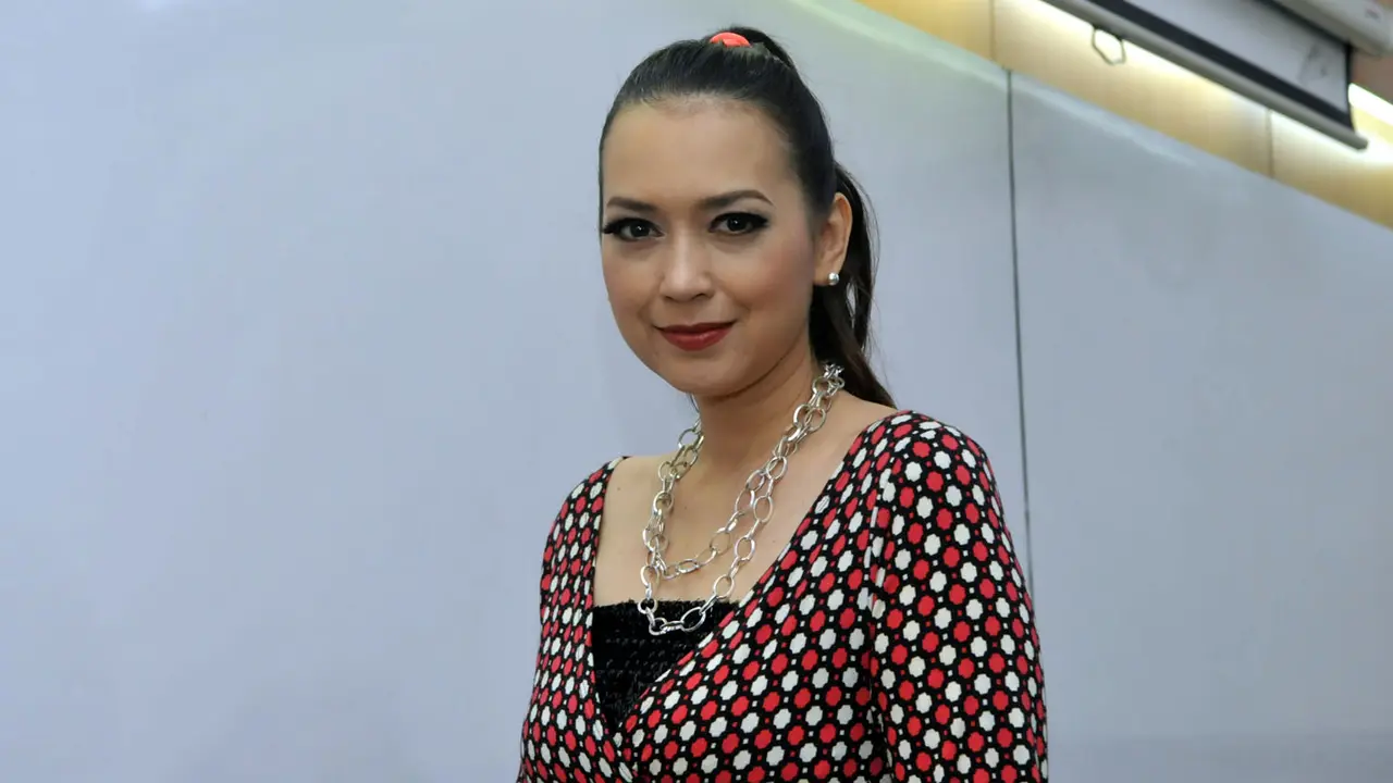 Ira Wibowo