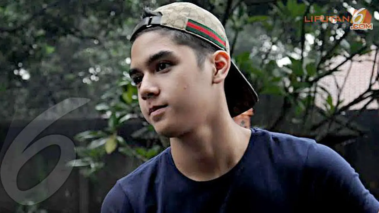  Al Ghazali Hajar Gangster Hongkong demi Tatjana Saphira