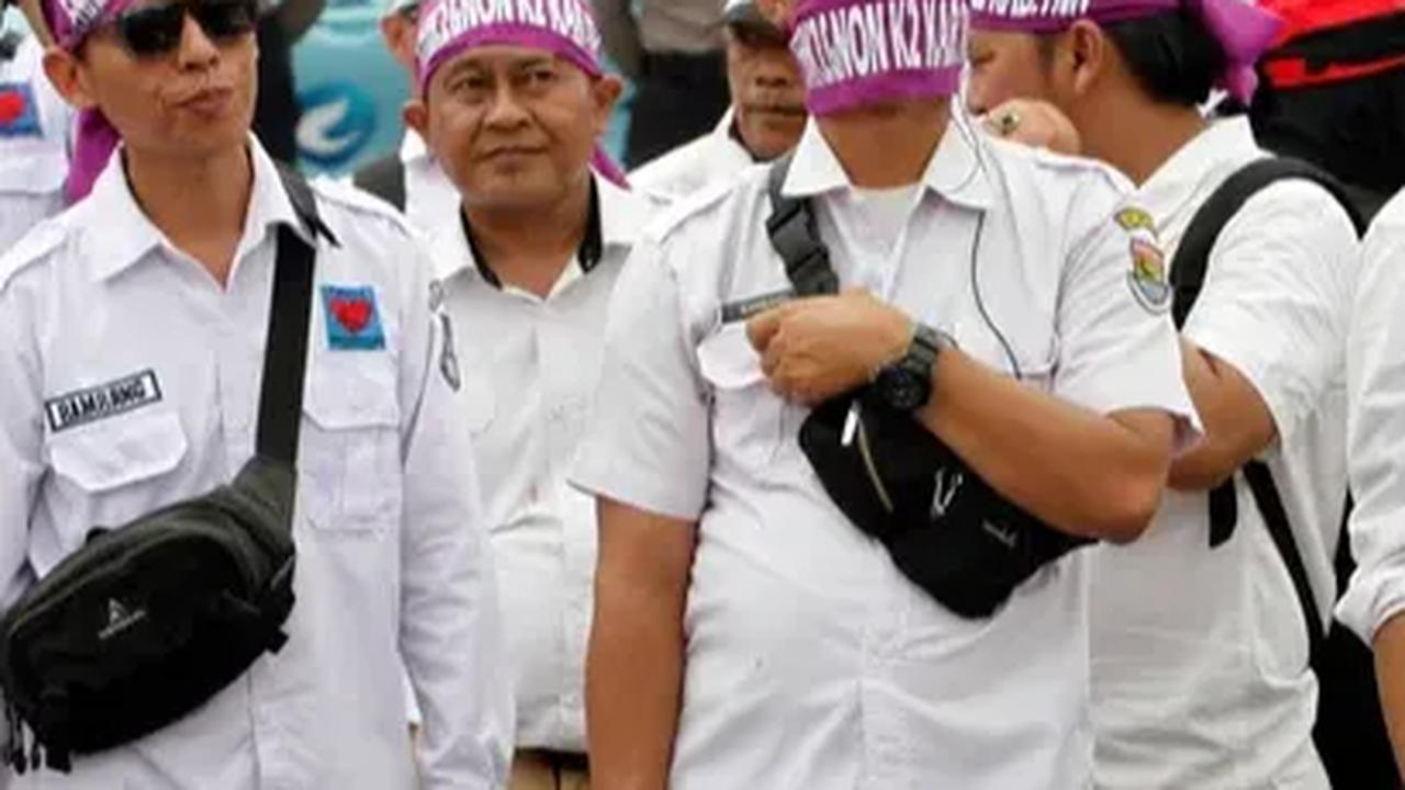 Syamsurizal menilai, penundaan waktu penghapusan hingga Desember 2024 bisa dipakai untuk mengangkat seluruh 2,3 juta tenaga honorer jadi PPPK.