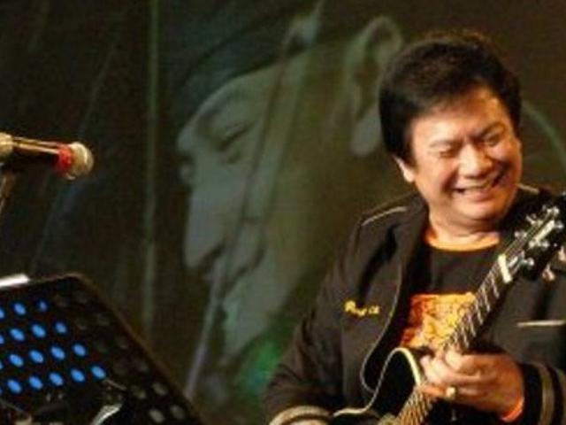 Benny Panjaitan Dan Tembang Gereja Tua Yang Tinggal Kenangan News Entertainment Fimela Com