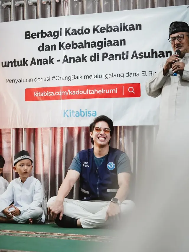 Sama-Sama Punya Jiwa Sosial, OOTD Kembar El Rumi dan Syifa Hadju Saat Syukuran Rayakan Ulang Tahun di Panti Asuhan