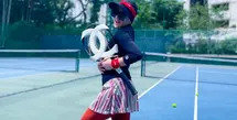 Potret Syahrini saat tenis. [Foto: Instagram/princessyahrini]