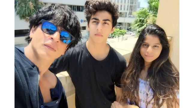 5 Potret Gaya Modis Putri Shah Rukh Khan Suhana Khan Tribunnews Com Mobile