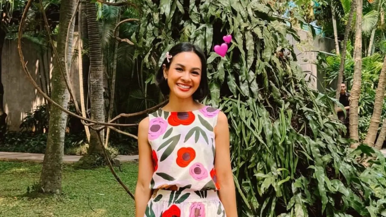 Andien Aisyah beri tips padu-padan outfit bermotif untuk sehari-hari