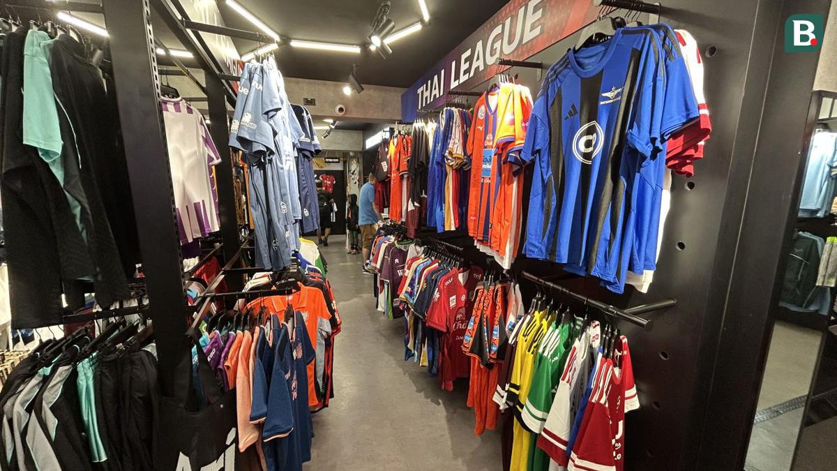 Cerita SEA Games 2025: Menjelajahi Toko Jersey Ari Football Thailand, Gudangnya Kostum Klub Eropa dan Tim Nasional