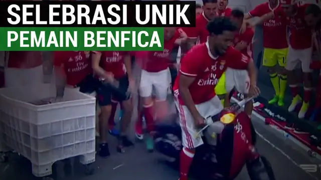 Berita video momen selebrasi juara Liga Portugal musim 2016-2017, pemain Benfica, Eliseu, mengendarai motor Vespa di ruang ganti. Eliseu bahkan membawanya ke lapangan dan panggung perayaan motor berwarna merahnya. Seperti apa aksi Eliseu itu?