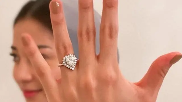 Model Cincin Tunangan Seleb dan Artis, Cocok untuk Acara Spesial di Tahun 2024