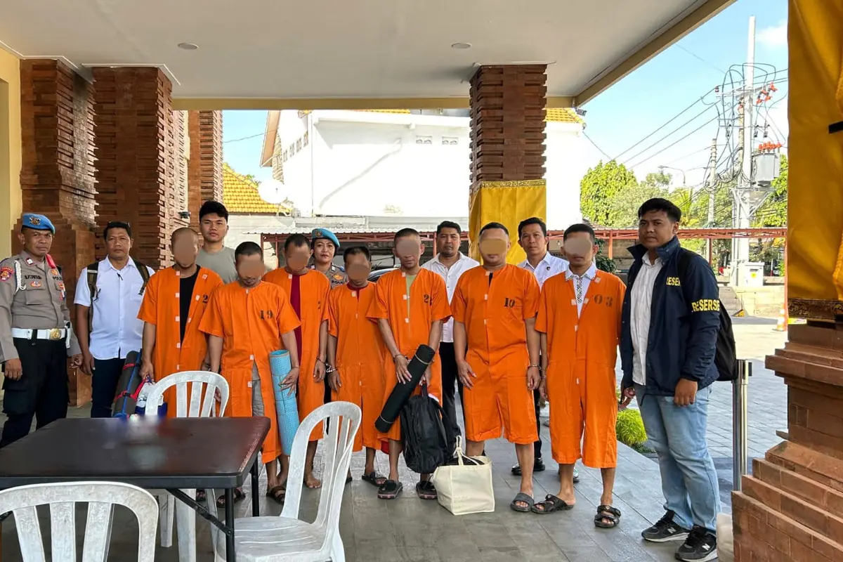 Pencuri Spesialis Pura di Denpasar