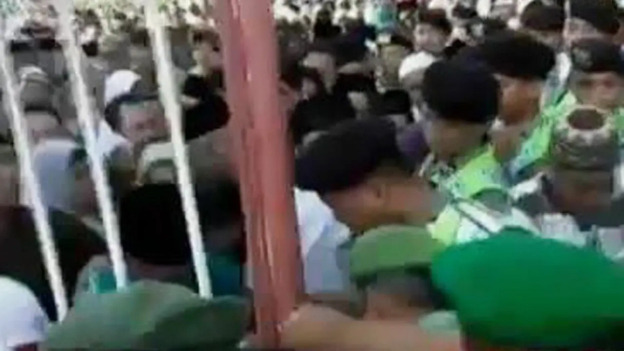 Antrean Penjemputan Haji