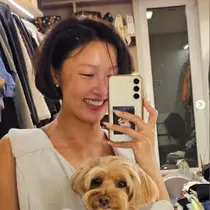 Hwasa MamaMoo. (dok. Screenshoot Instagram @_mariahwasa/https://www.instagram.com/p/DPg_RdGgVfo/?img_index=11/Dinny Mutiah)