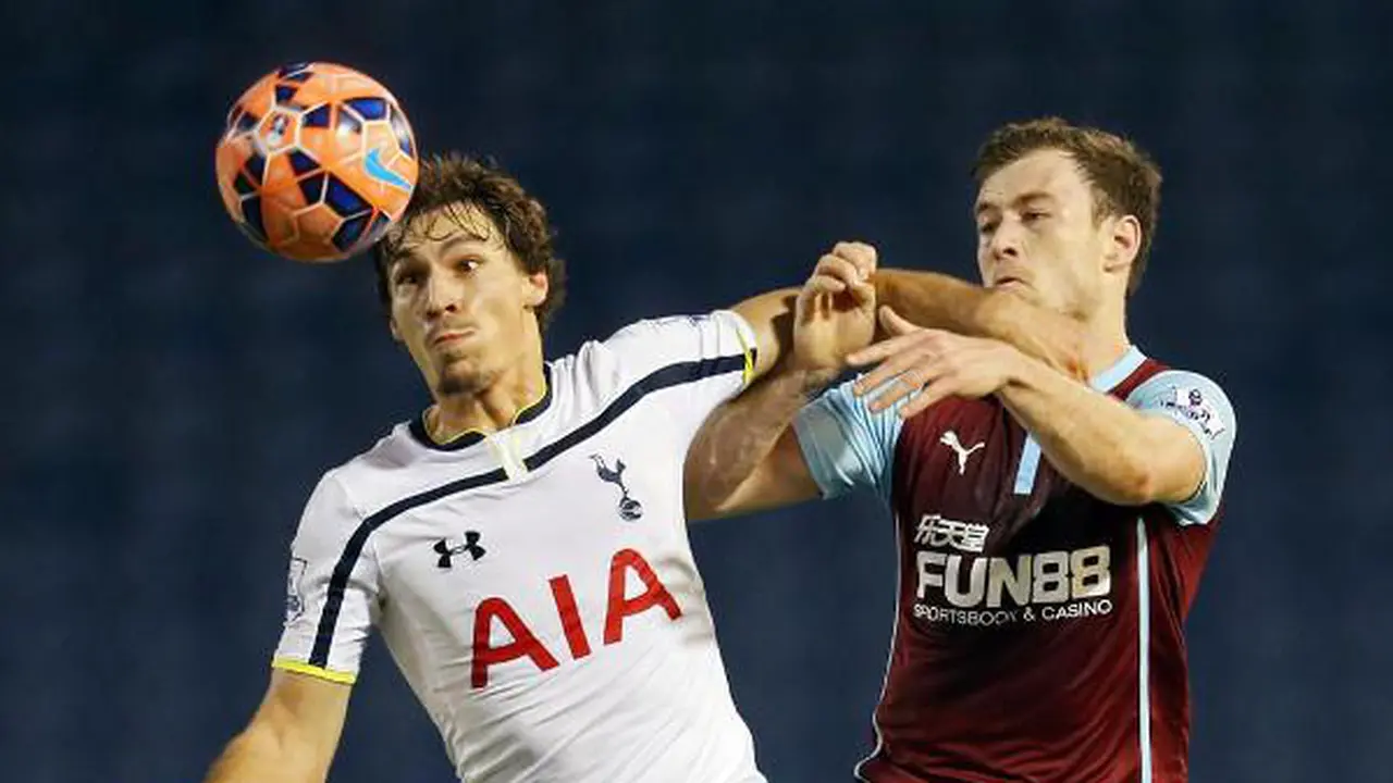 Spurs Mesti Berbagi Angka dengan Burnley